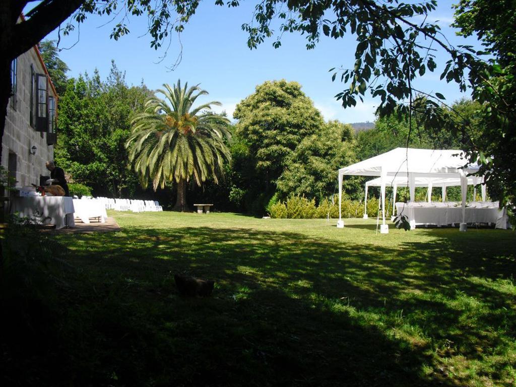 Pazo Larache Guest House Santa Cristina De Cobres Exterior photo